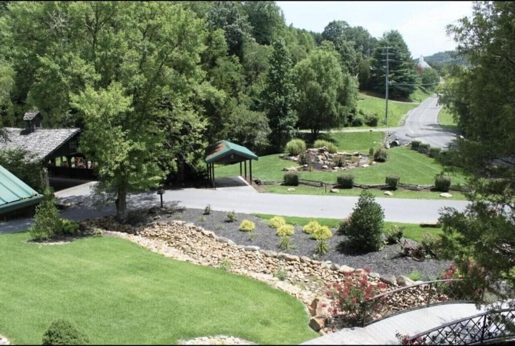 A River Runs Through It Sevierville Extérieur photo